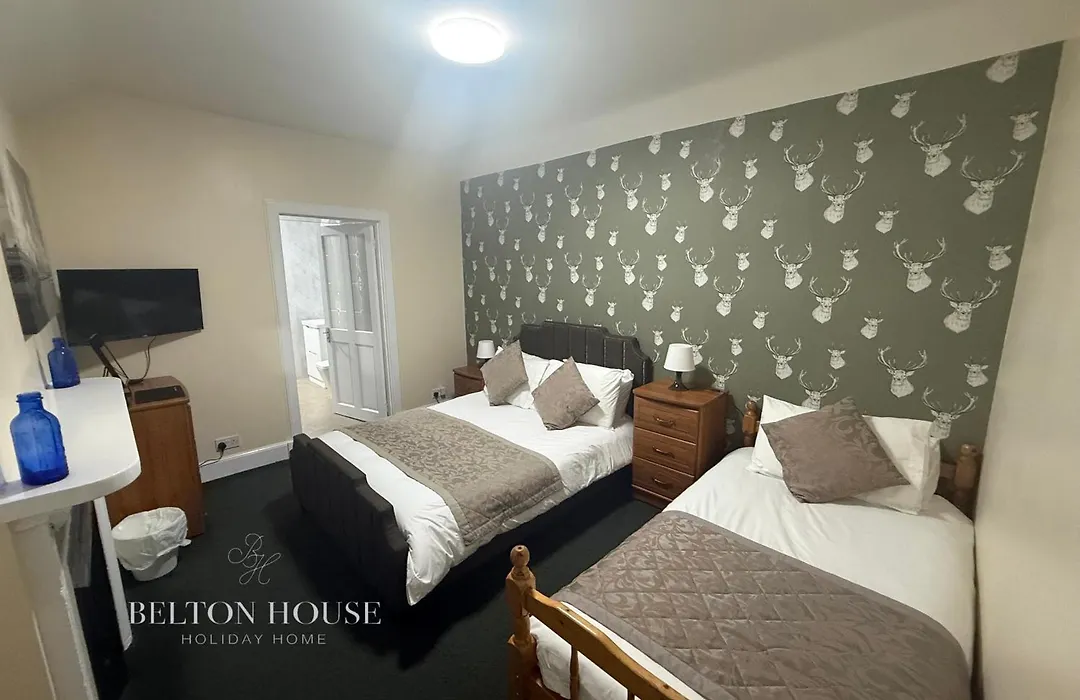Belton House Holiday Home-1