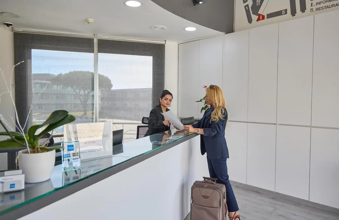 Aparthotel Comtat Sant Jordi-1