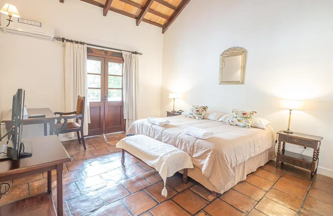 Las Moras Hotel-1