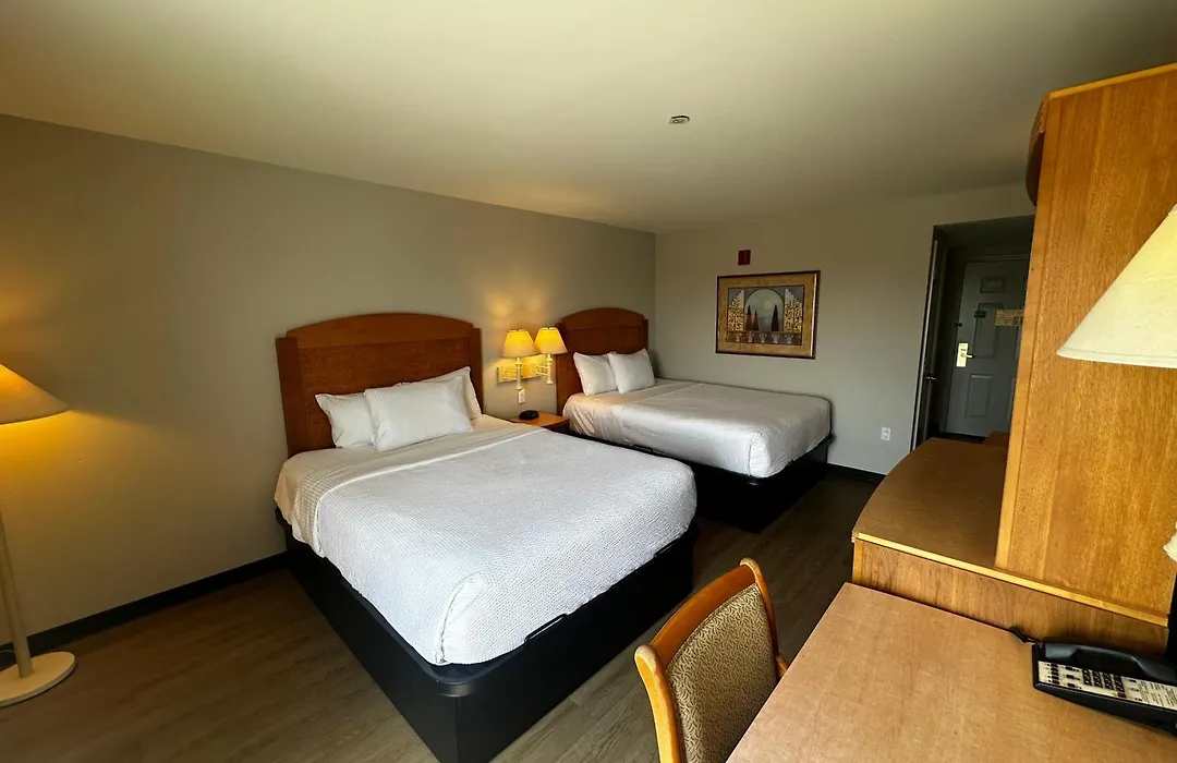 La Quinta By Wyndham Islip - Macarthur Airport-1