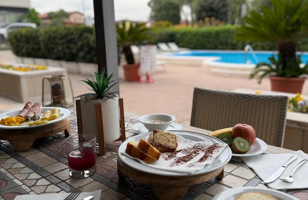 Hotel San Benedetto-1