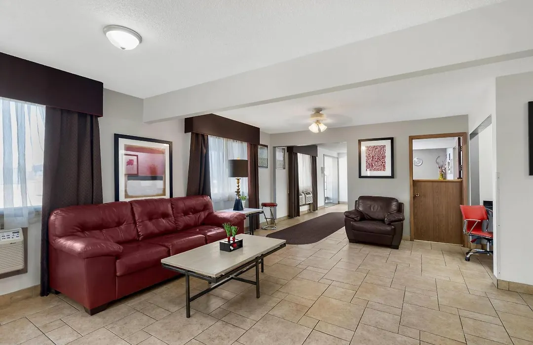 Quality Inn & Suites Ottumwa North-1