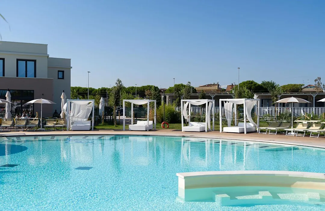 Club Del Sole Romagna Family Resort-1