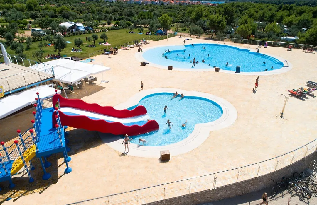Mobile Homes Camping Kovacine-1
