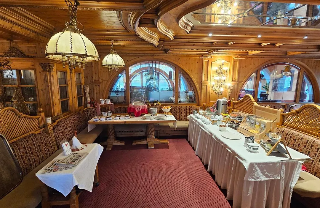 Hotel Tyrolis-1