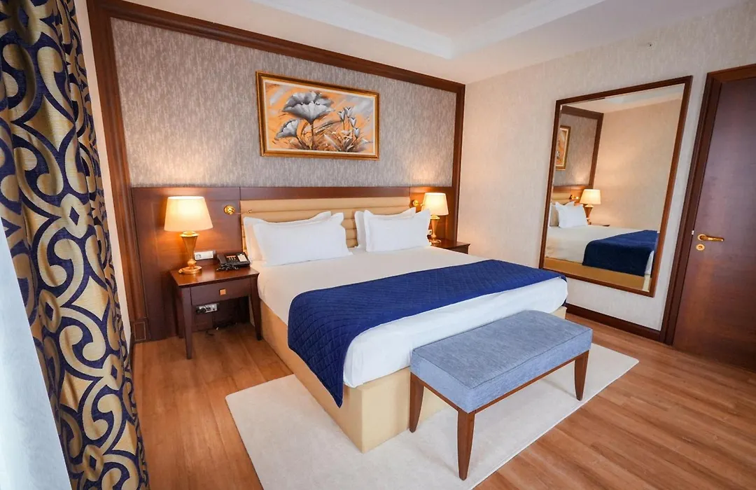 Wellborn Luxury Hotel-1