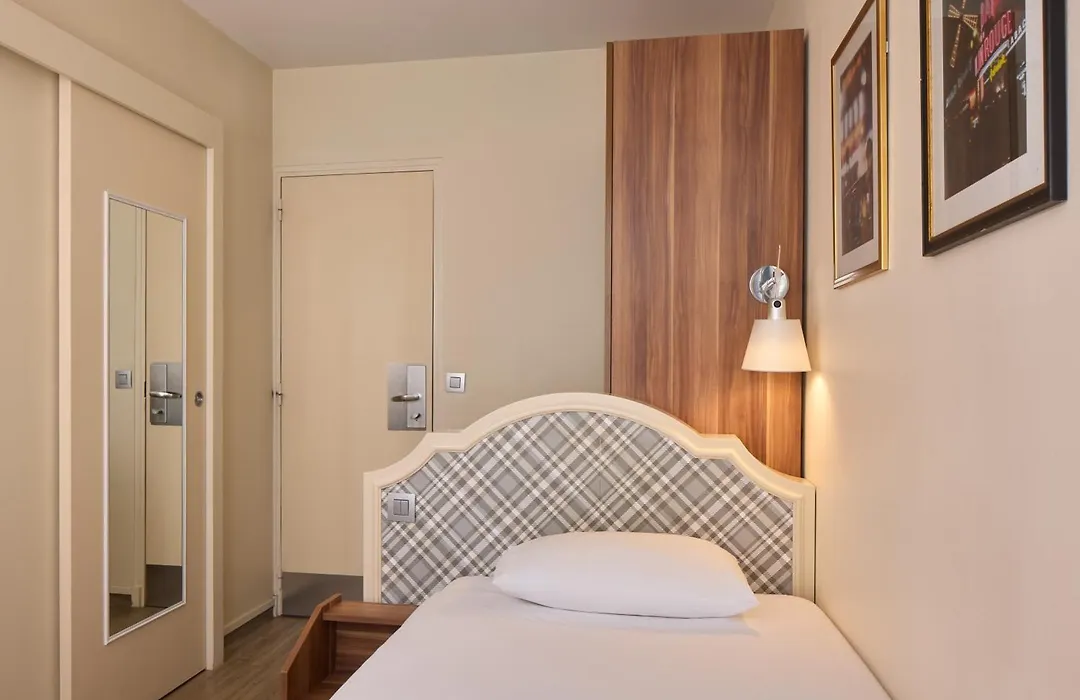 Hotel Boris V. By Happyculture-1