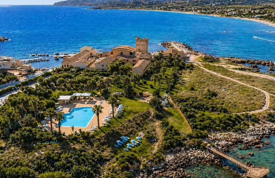 Phi Hotel La Tonnara Di Bonagia-1