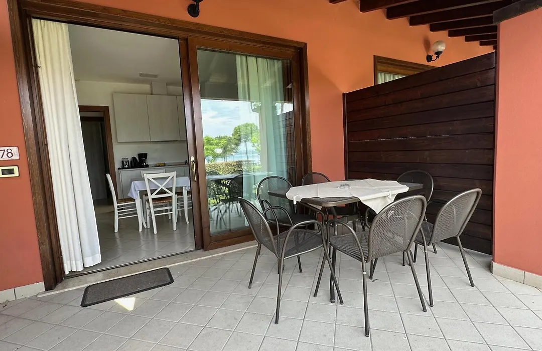Le Corti Del Lago-1