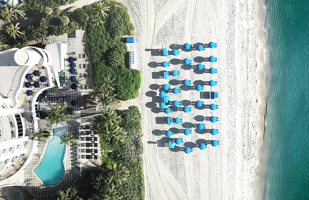 Doubletree By Hilton Ocean Point Resort - North Miami Beach-1