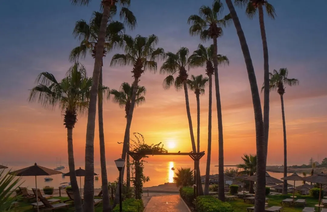 Cavo Maris Beach Hotel & Suites-1