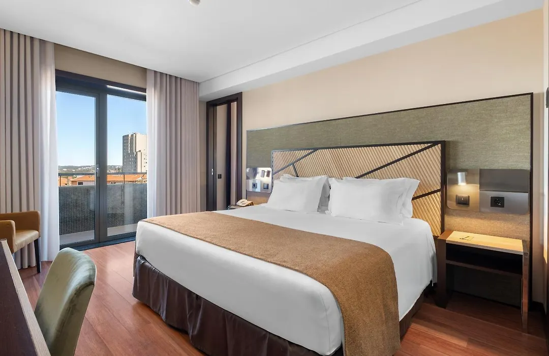 Axis Porto Business & Spa Hotel-1