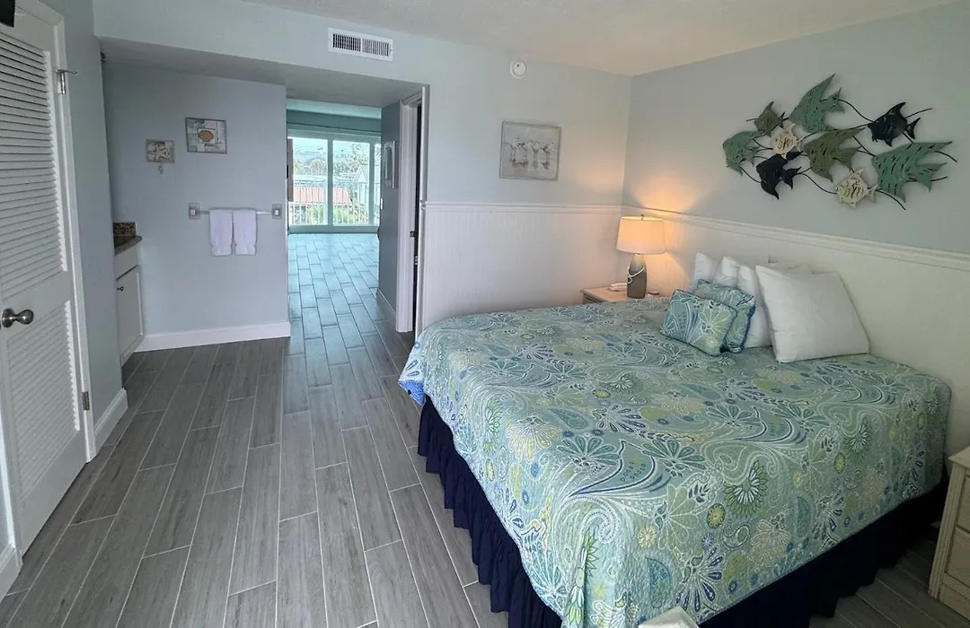 Tuckaway Shores Resort-1