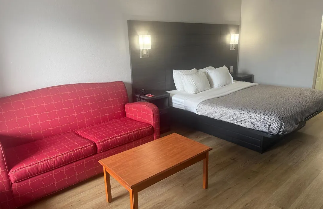 Econo Lodge Naval Station Norfolk-1