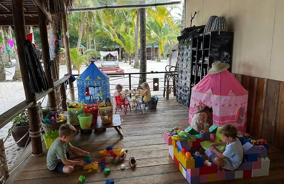 Palm Beach Bungalow Resort-1