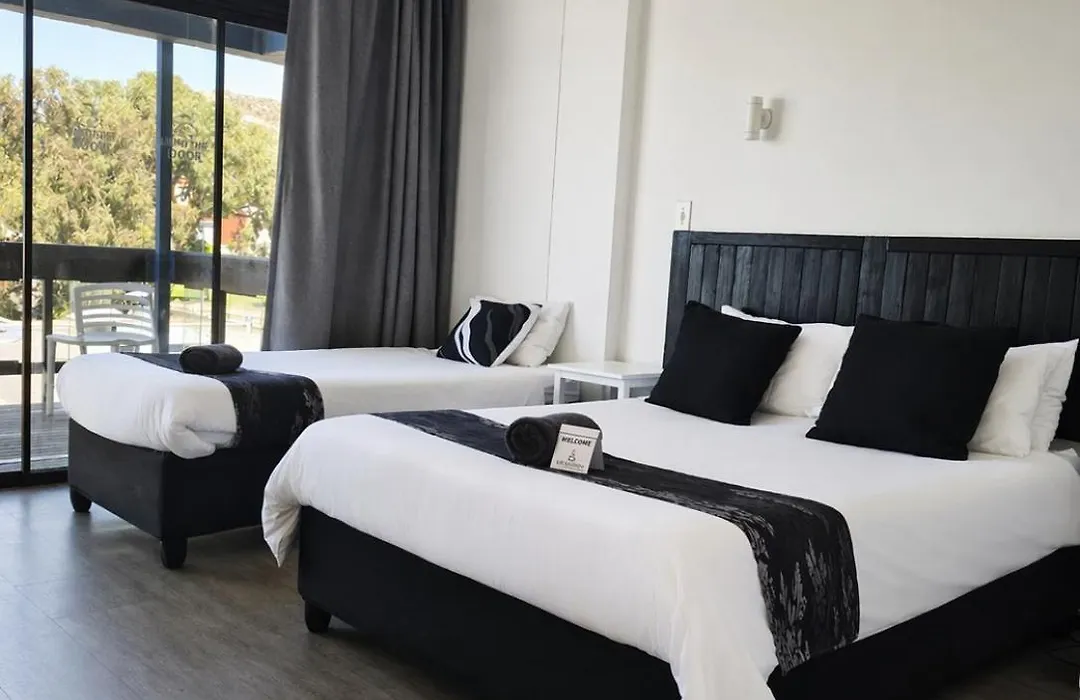 Hoedjiesbaai Hotel-1