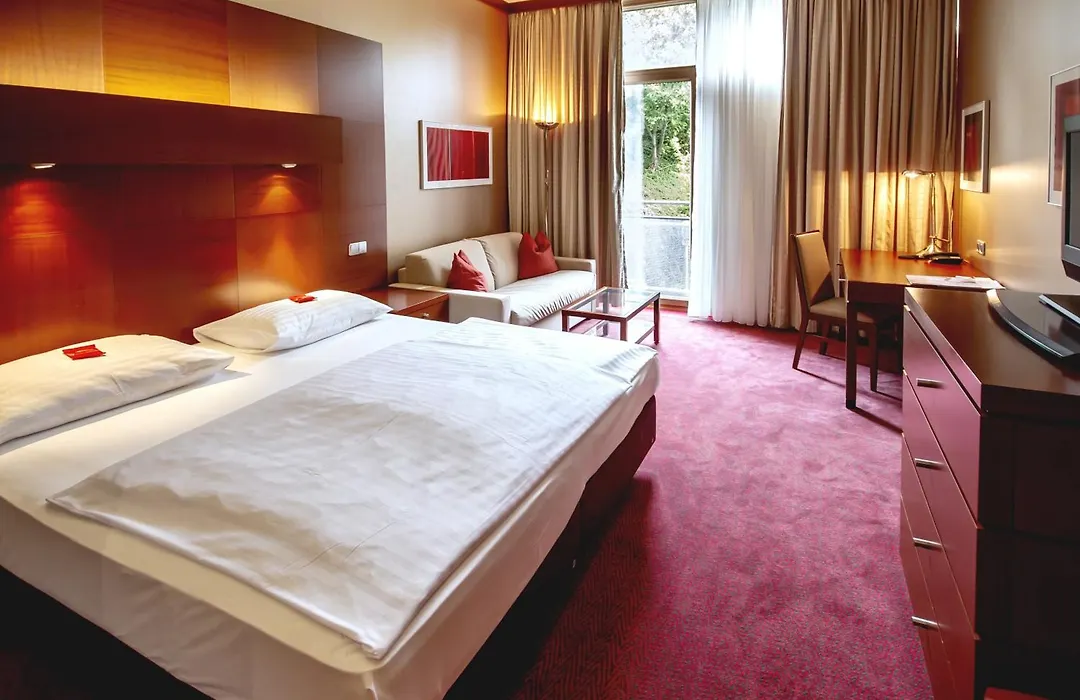 Das Sonnreich - Thermenhotel Loipersdorf-1