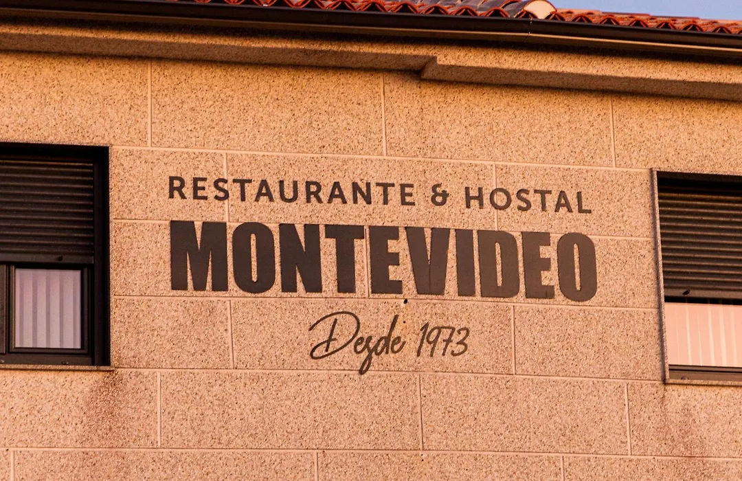Hostal Montevideo beachfront-1
