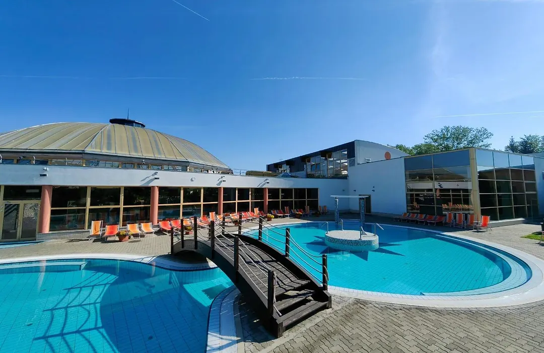 Gotthard Therme Hotel-1