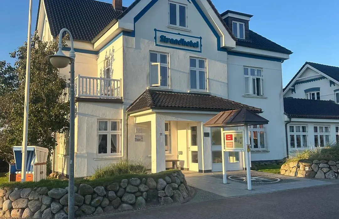 Strandhotel-1