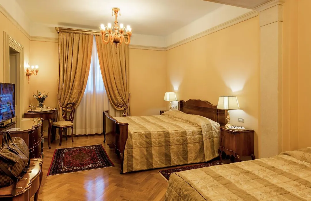 Villa Fenaroli Palace Hotel-1