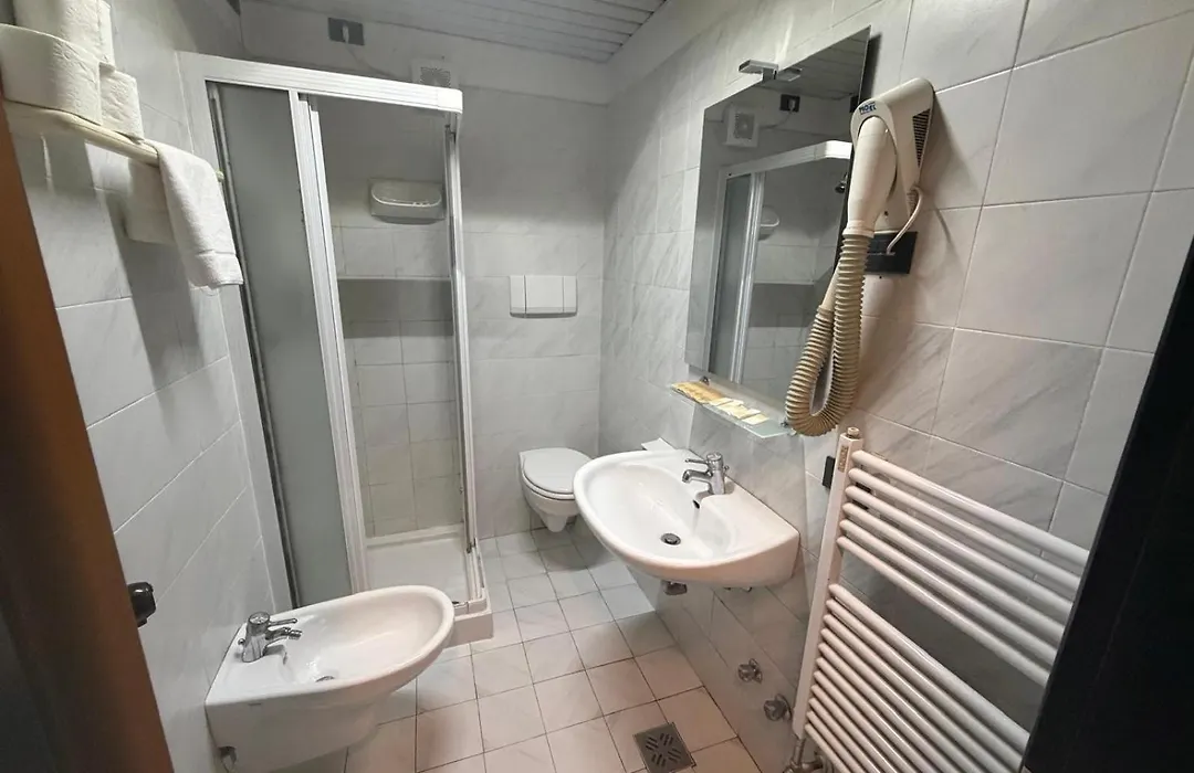 Hotel Plaza-1