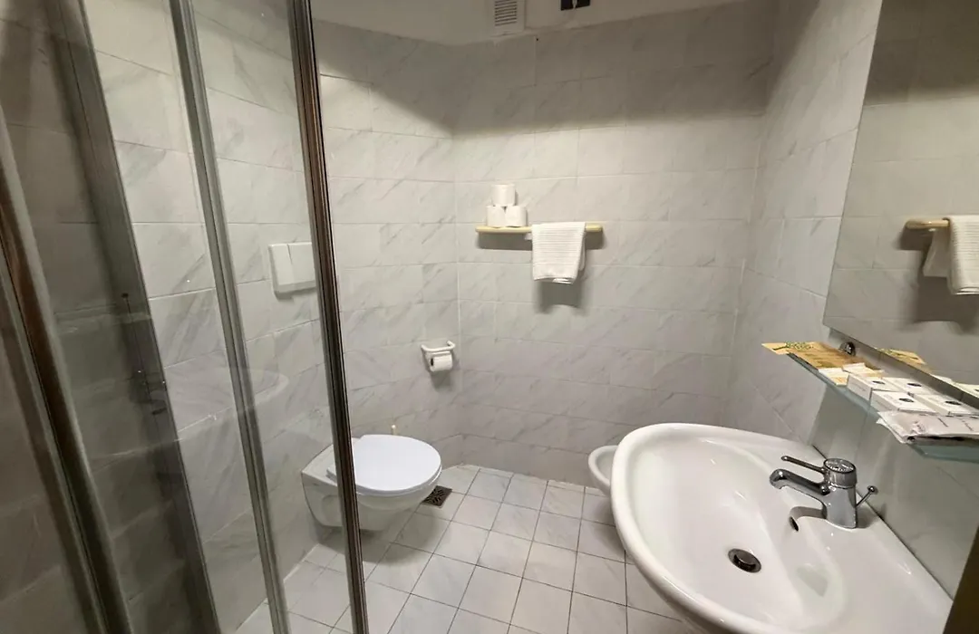 Hotel Plaza-1