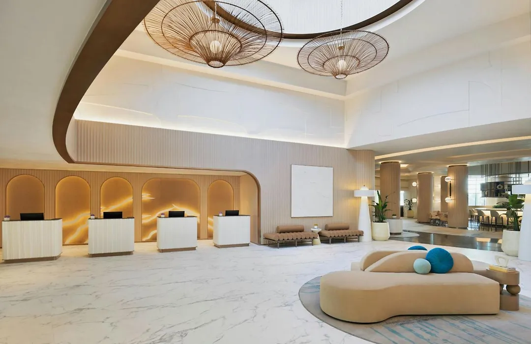 Le Meridien Al Aqah Beach Resort-1