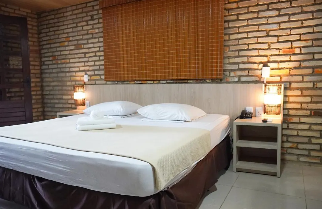 Goldmen Coliseum Beach Hotel-1