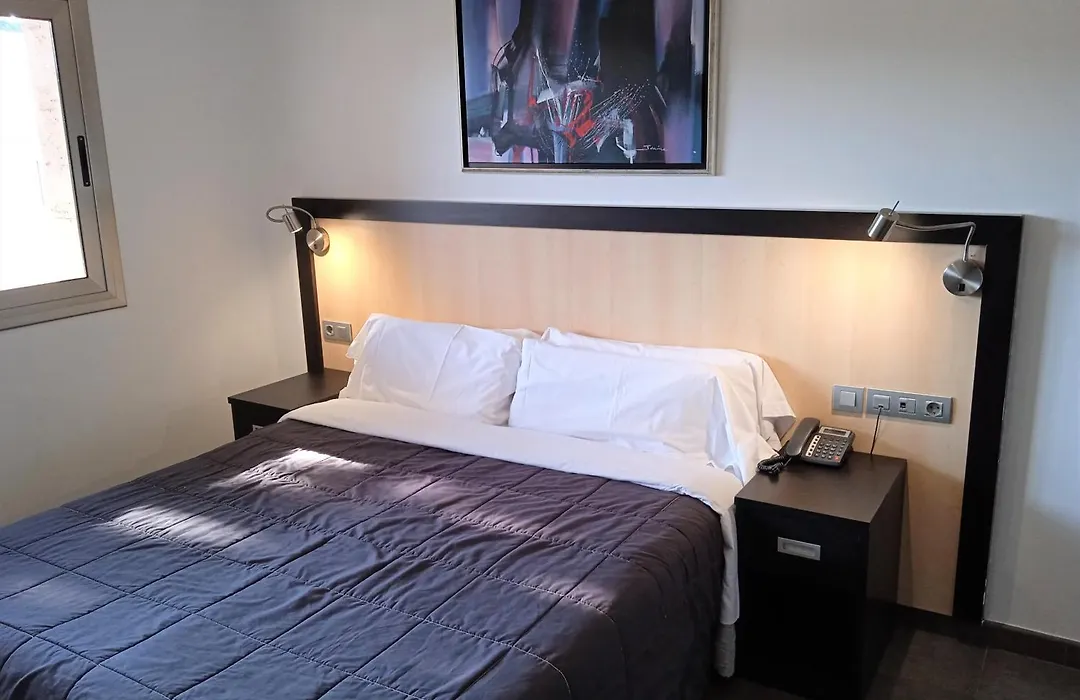 Hotel 170-1