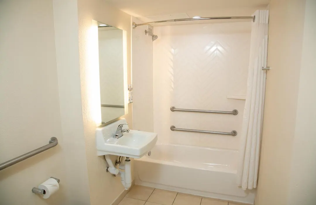 Holiday Inn New Orleans West Bank Tower By Ihg-1
