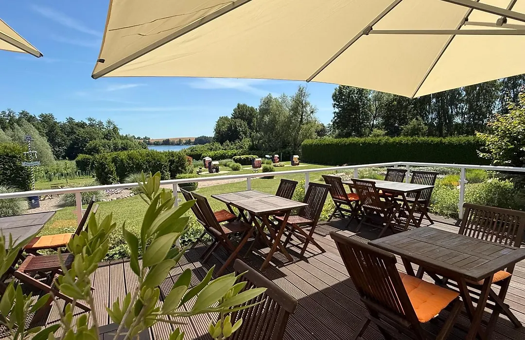 Alago Hotel am See-1