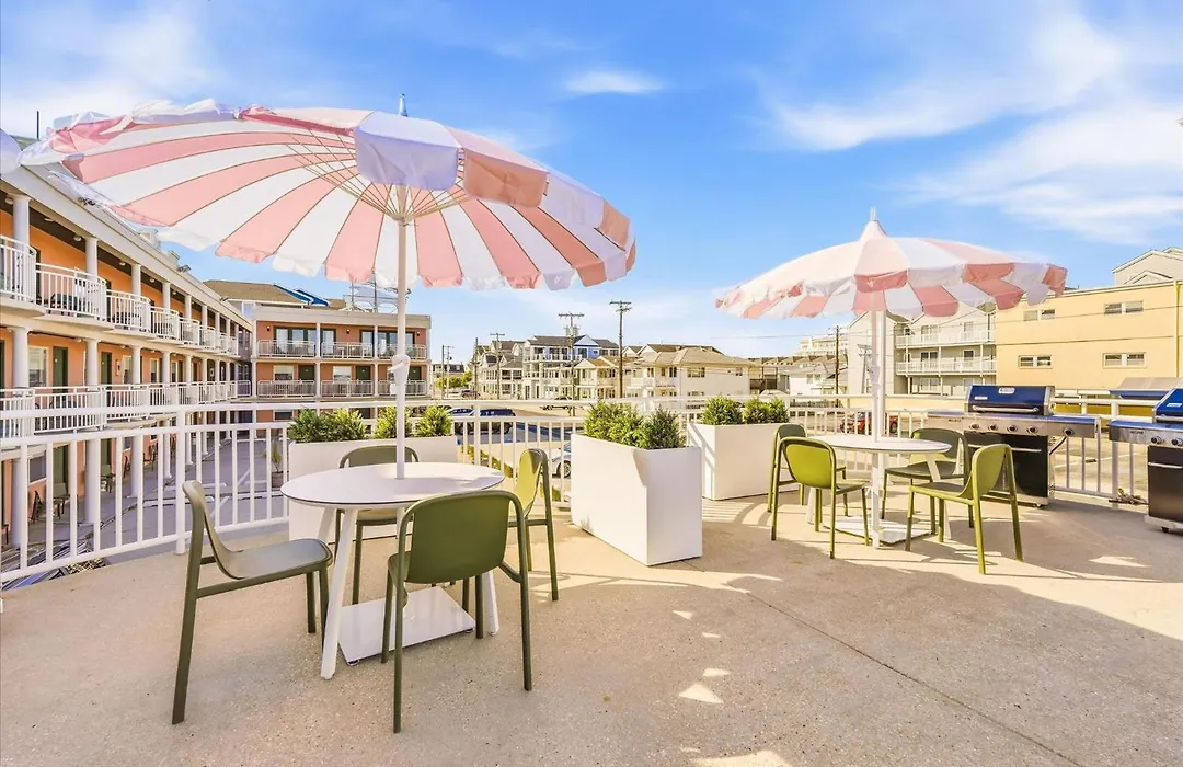 Coliseum Ocean Resort-1