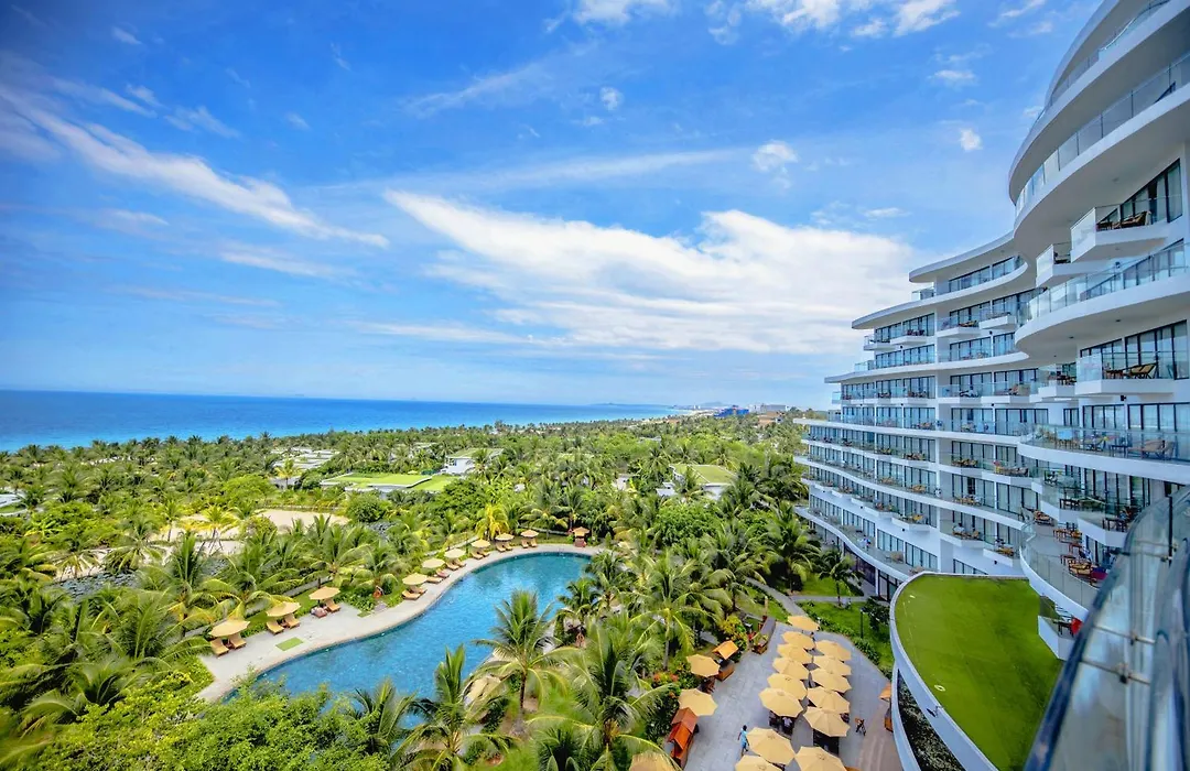 Cam Ranh Riviera Beach Resort & Spa-1
