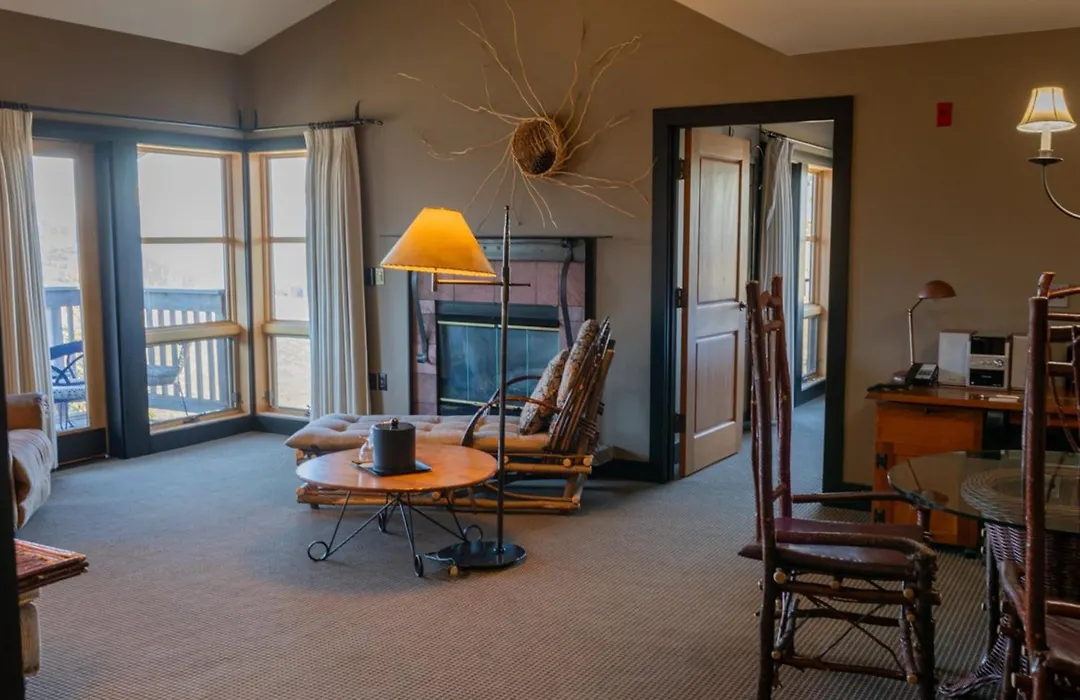 Sun Mountain Lodge-1