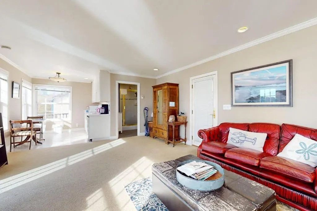 Bayside Cottage-1