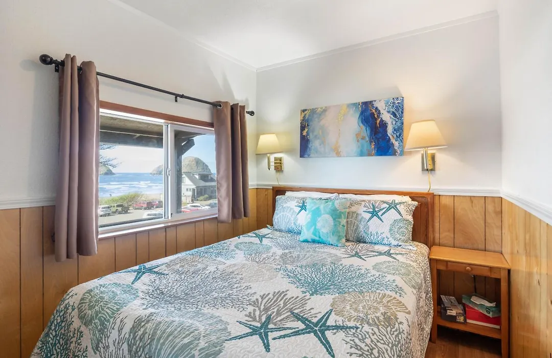 Oceanside Ocean Front Cabins-1