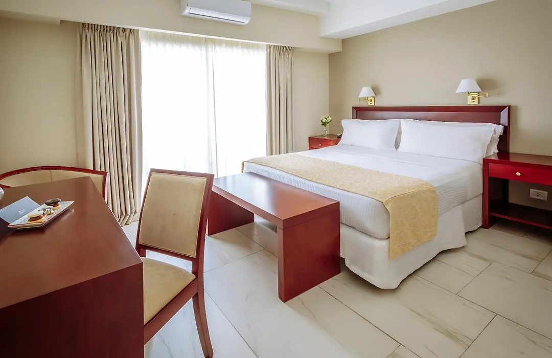 Hotel Riviera-1