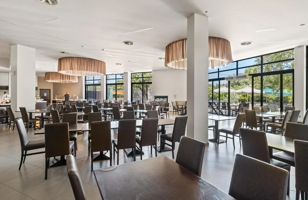 Long Beach Hotel & Resort-1