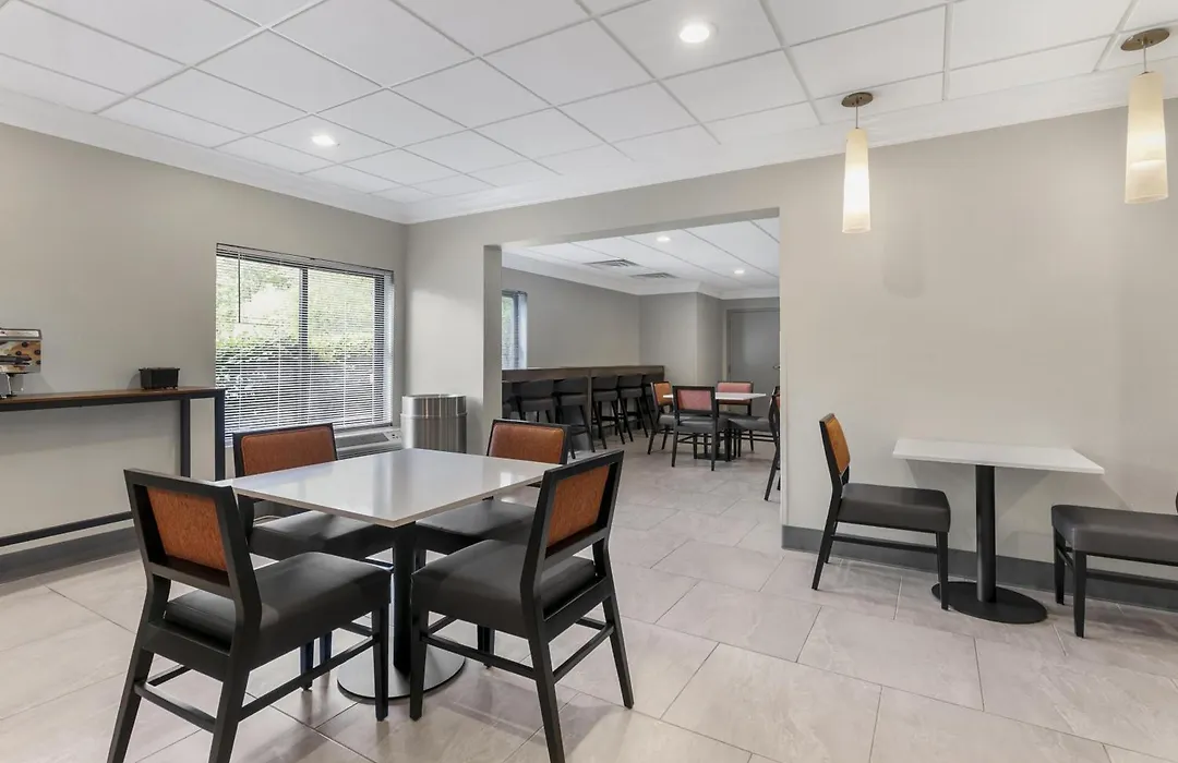 Best Western Eagles Inn-1