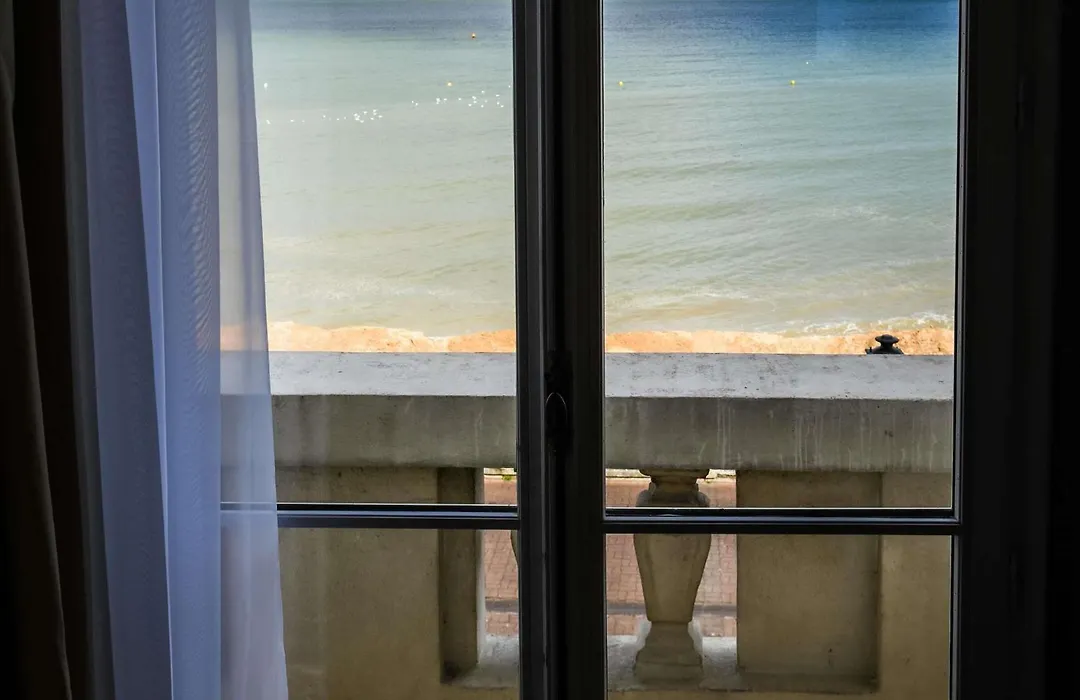 Le Grand Hotel De Cabourg - Mgallery Collection-1
