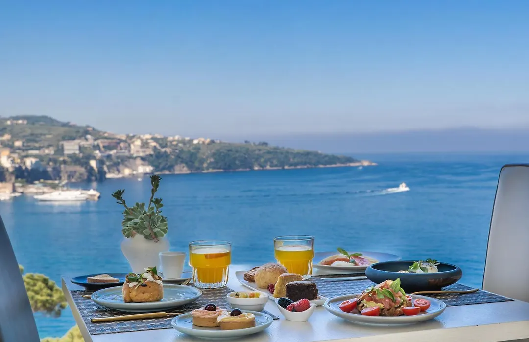 Hotel Mediterraneo Sorrento-1