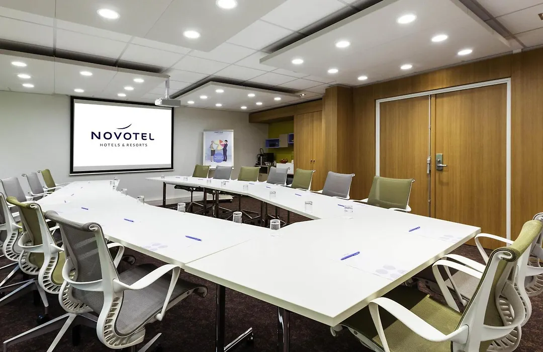 Novotel Limoges Le Lac-1