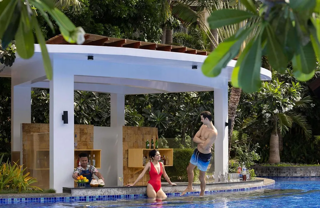 Movenpick Resort & Spa Boracay-1