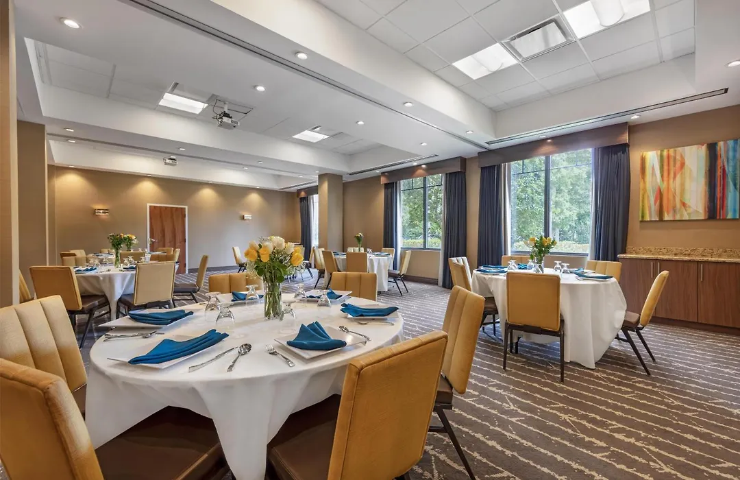 Best Western Plus Miami Executive Airport Hotel And Suites-1