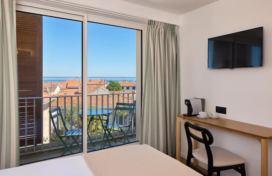 Best Western Arcachon Le Port-1