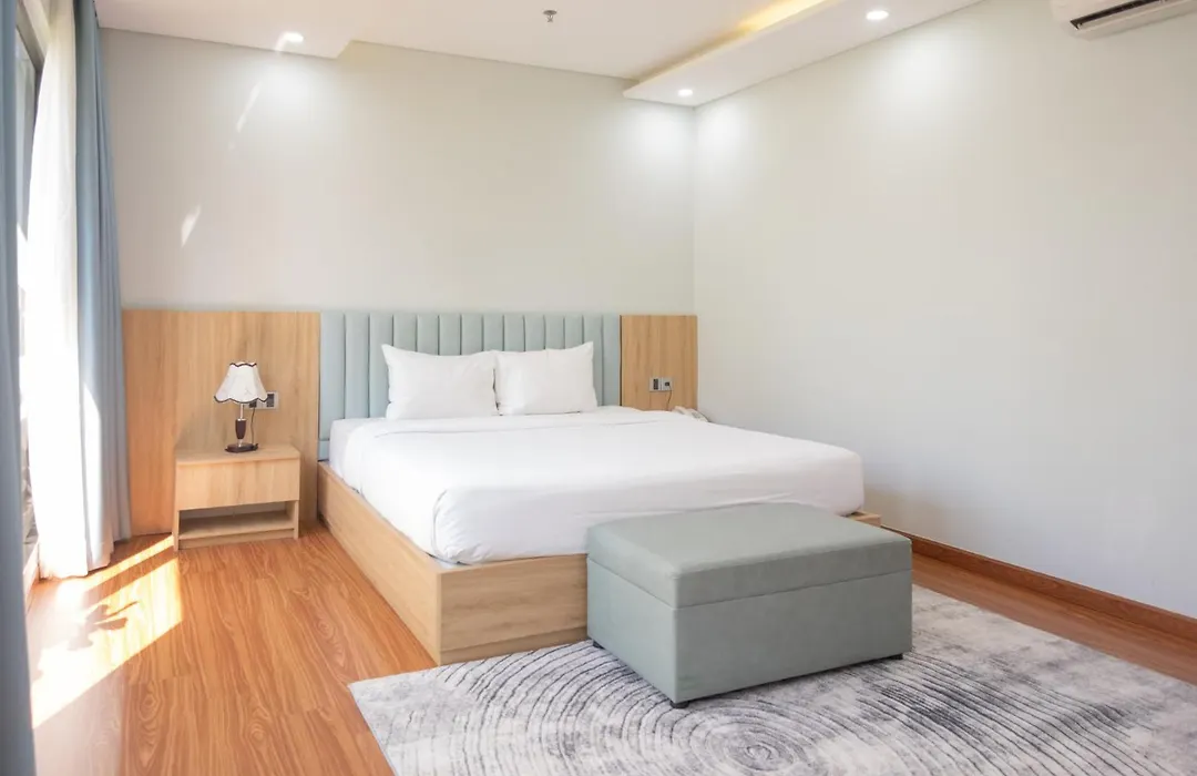 Hummer Hotel & Apartment Da Nang Beach-1