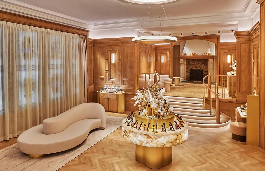 Hotel Barriere Le Normandy-1
