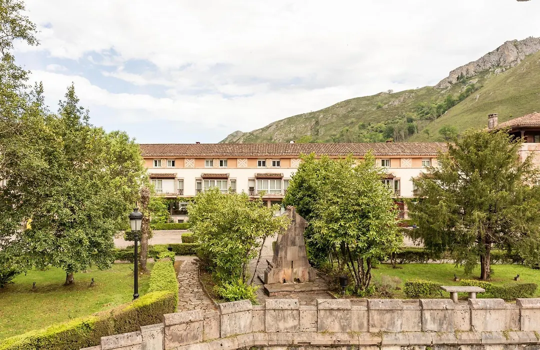 Gran Hotel Pelayo-1