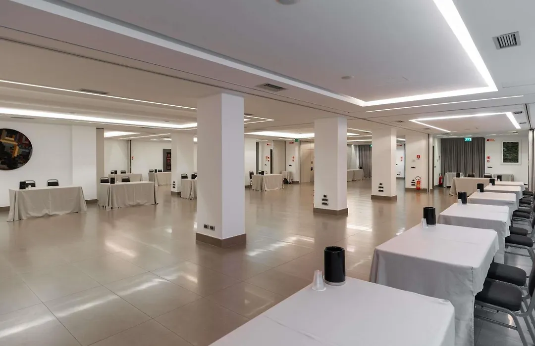 Mercure Villa Romanazzi Carducci Bari-1
